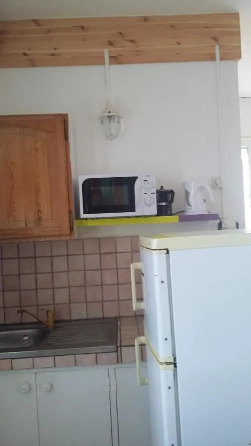 Apartment Studio Charmant Avec Vue Sur Le Jardin A Fort De France 22 M²
