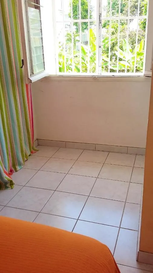 公寓 Studio Charmant Avec Vue Sur Le Jardin A Fort De France 22 M²